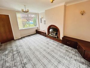 Lounge- click for photo gallery